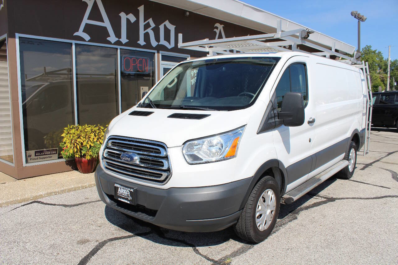 Used 2018 Ford Transit 250 130 Low Roof w/ Exterior Upgrade Package image 1
