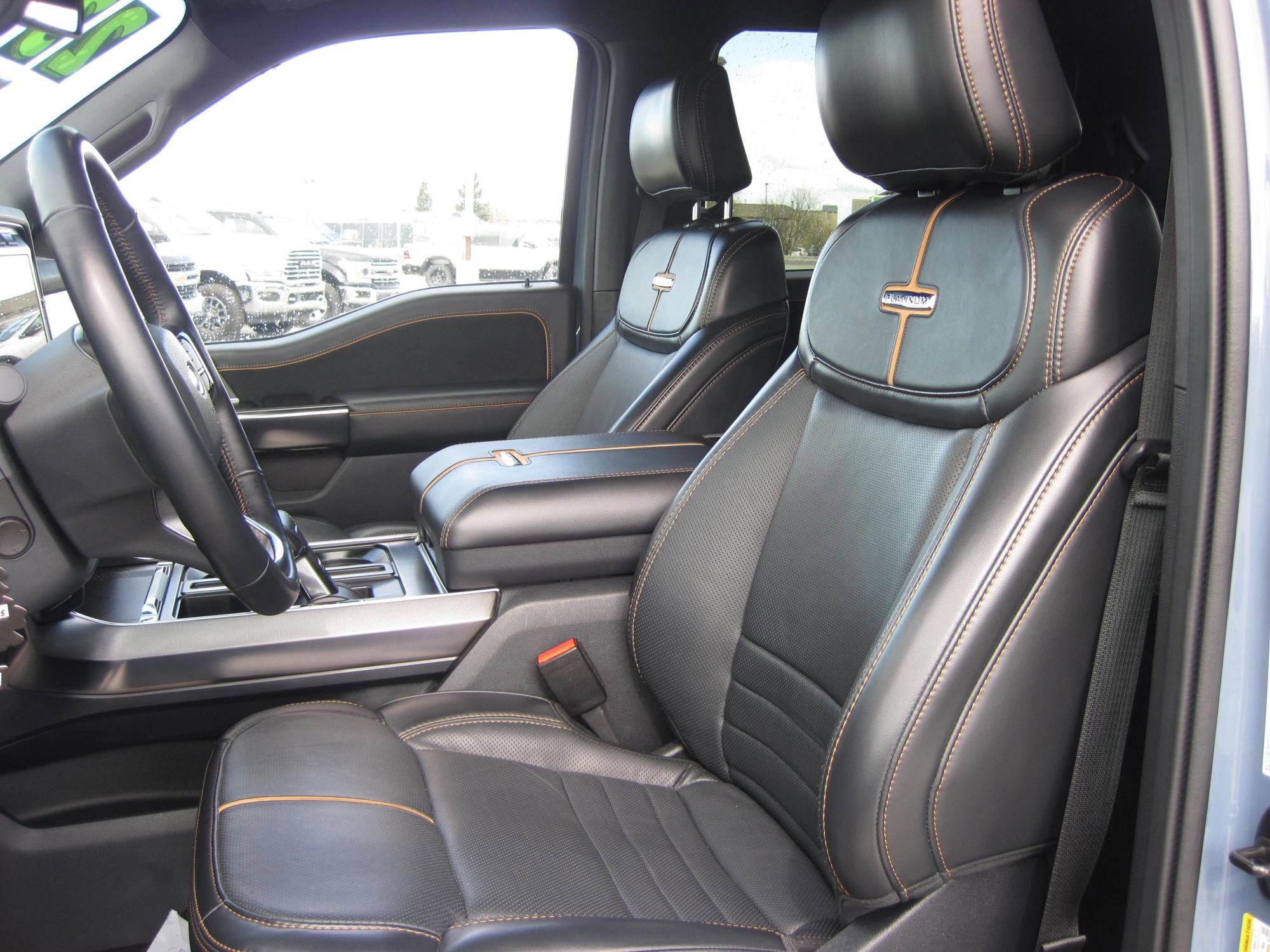 Used 2023 Ford F150 Platinum image 12