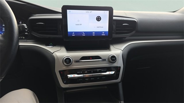 Used 2020 Ford Explorer XLT w/ Comfort Package image 32