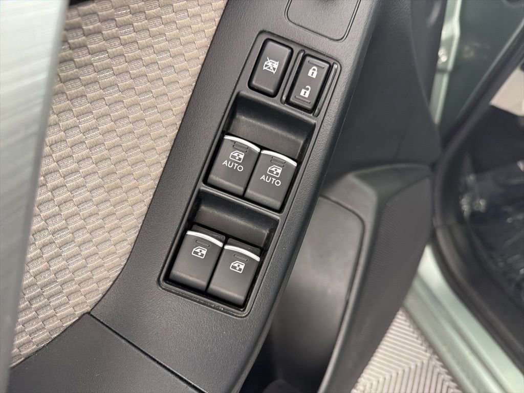 Used 2017 Subaru Forester 2.5i Premium w/ All-Weather Package image 20