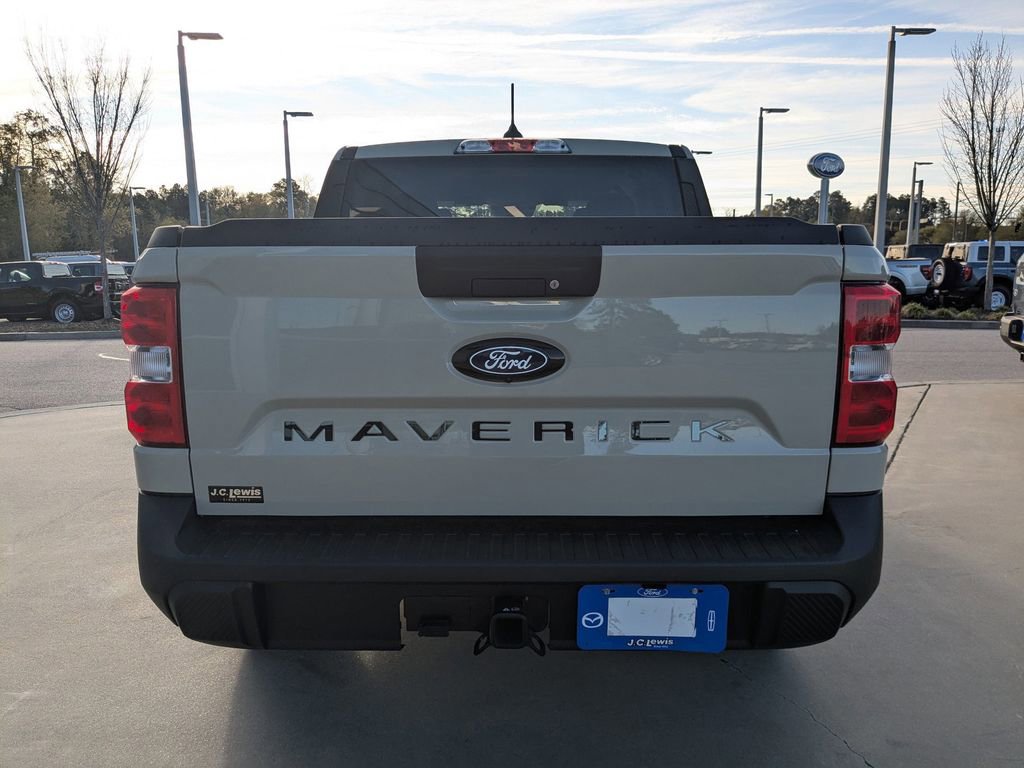 New 2025 Ford Maverick XLT w/ XLT Luxury Package image 5