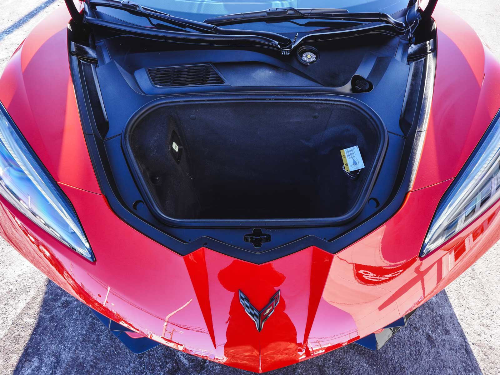 Used 2021 Chevrolet Corvette Stingray Coupe w/ Engine Appearance Package image 39