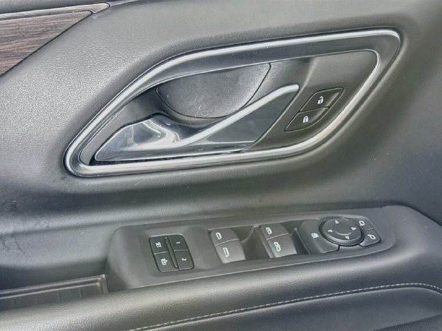 Used 2024 Chevrolet Tahoe LT RWD image 23