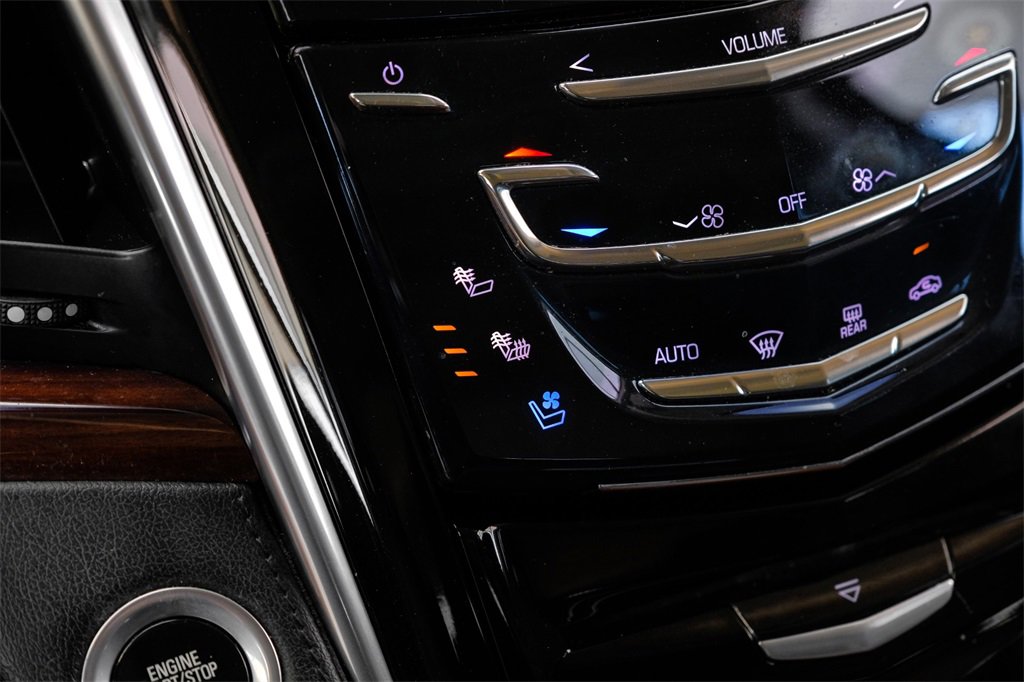 Used 2019 Cadillac Escalade ESV Luxury image 23