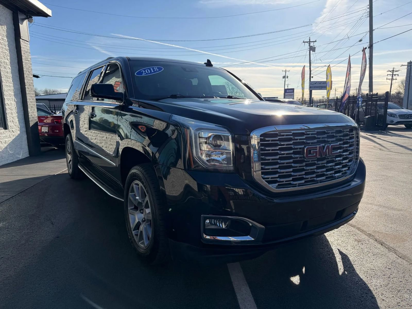Used 2018 GMC Yukon XL Denali w/ Open Road Package image 17