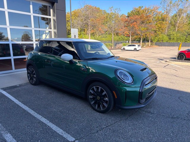 Certified 2024 MINI Cooper SE FWD image 3