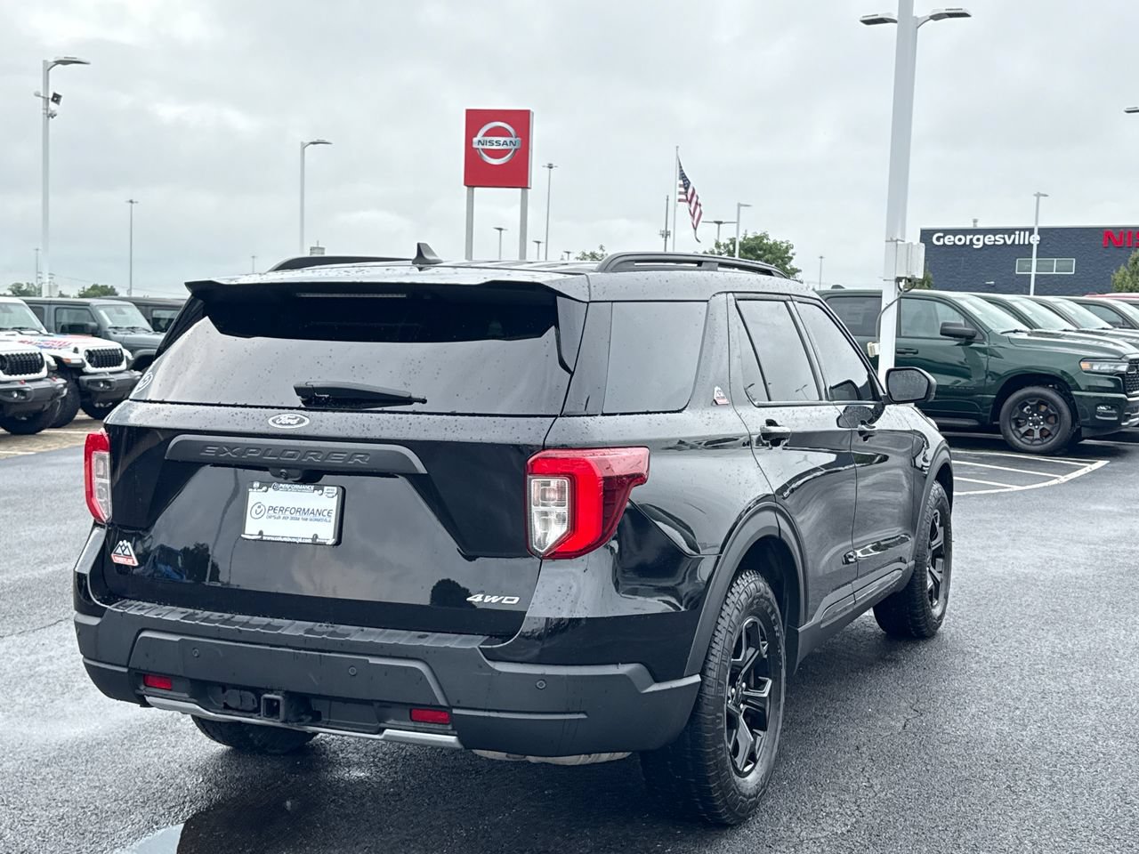 Used 2022 Ford Explorer Timberline AWD/4WD image 3