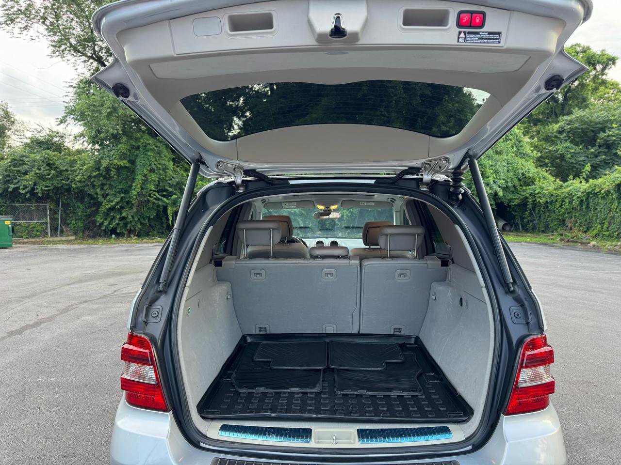 Used 2008 Mercedes-Benz ML 350 4MATIC w/ P1 Pkg image 28