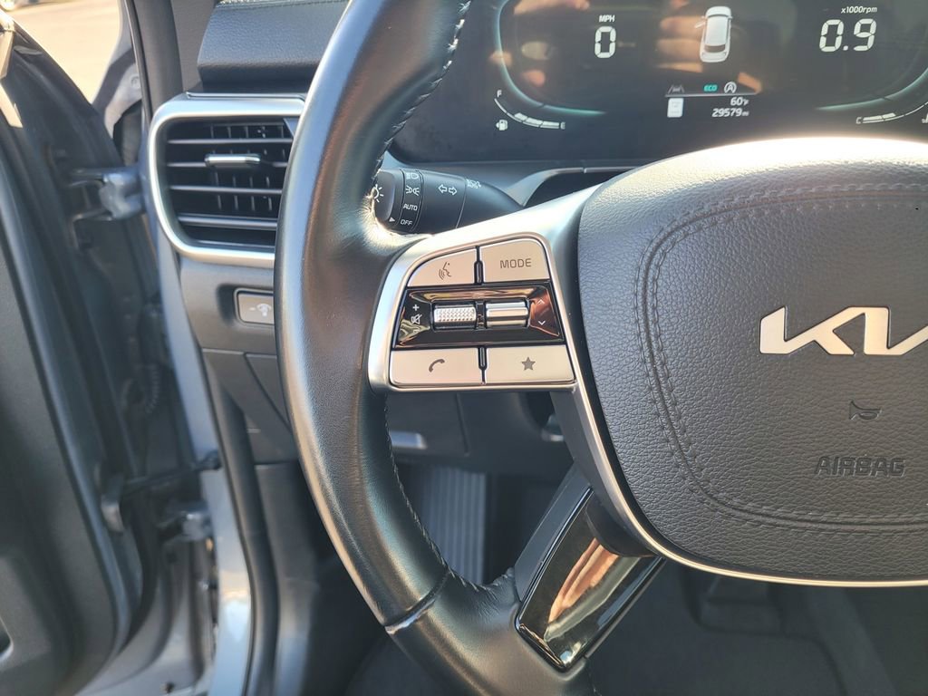 Used 2024 Kia Telluride LX image 22