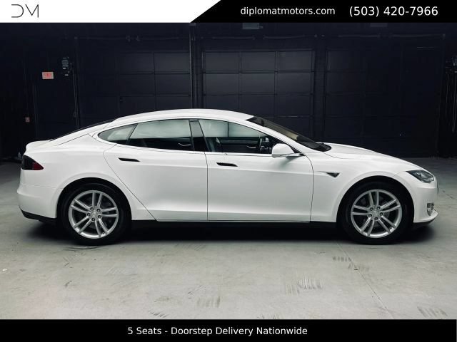 Used 2013 Tesla Model S RWD image 8