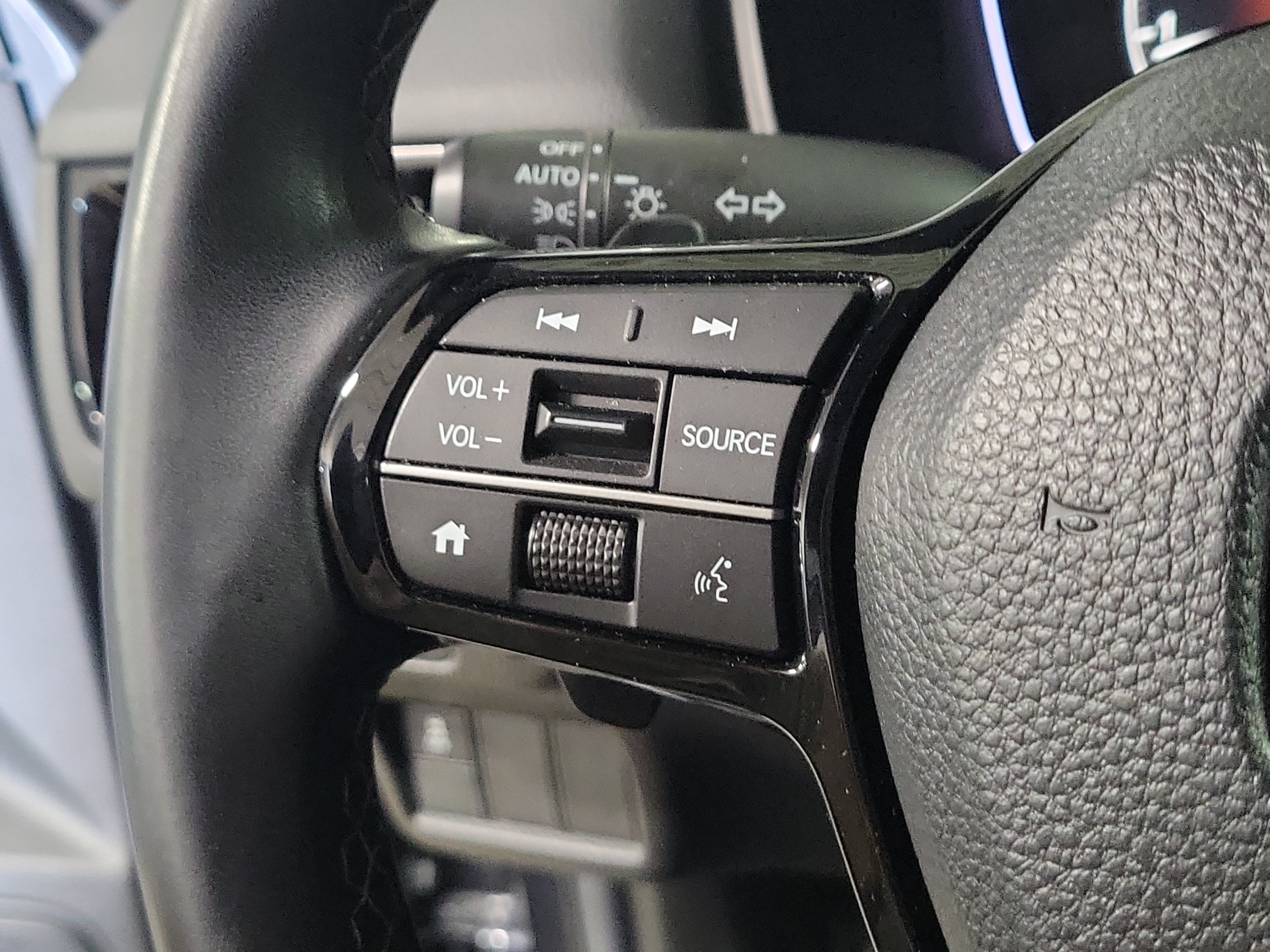 Used 2025 Honda Civic Sport image 23