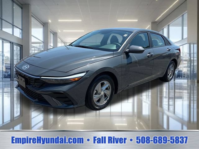 Used 2024 Hyundai Elantra SE FWD image 1