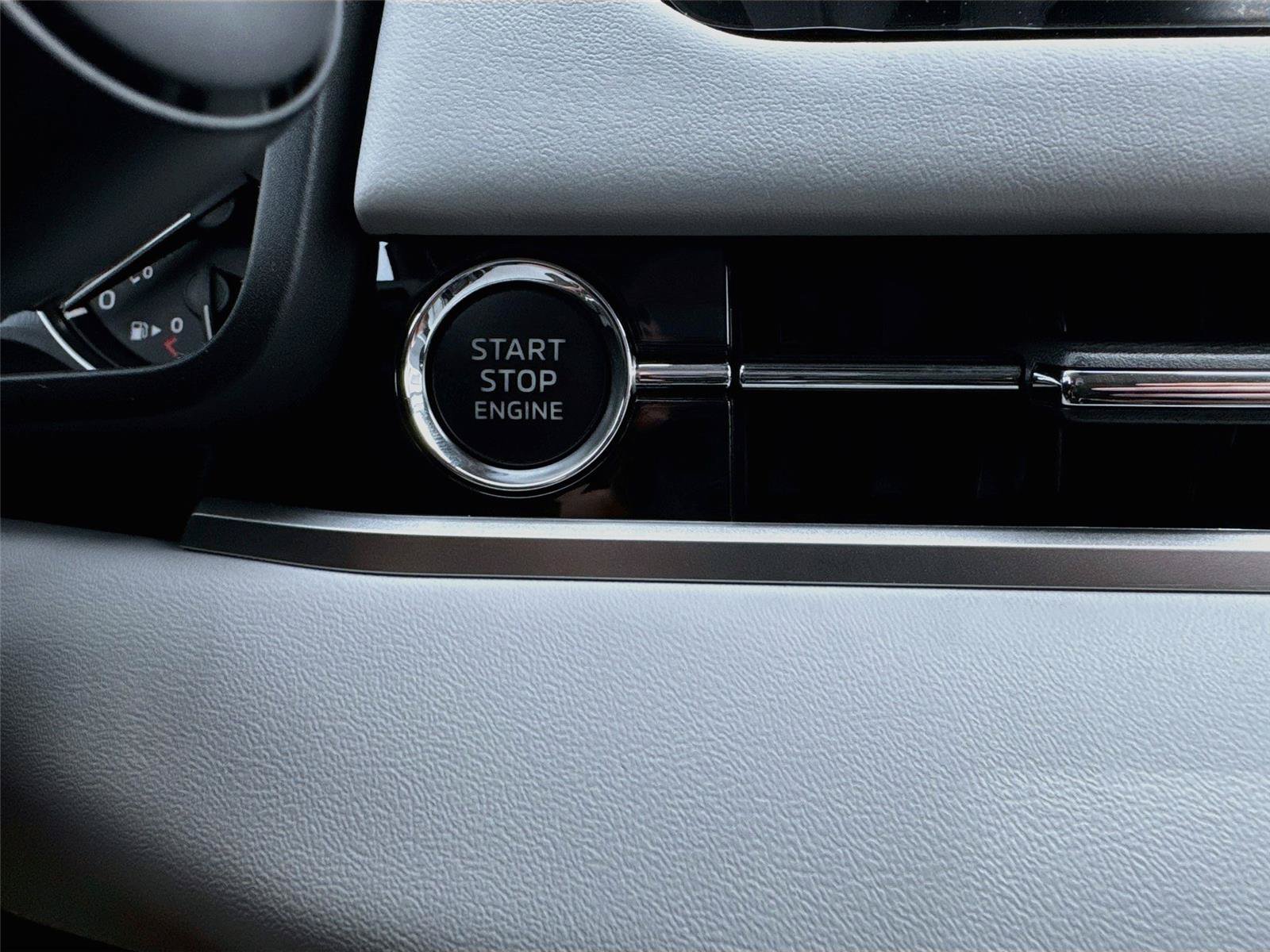 New 2026 Mitsubishi Outlander SE FWD image 20