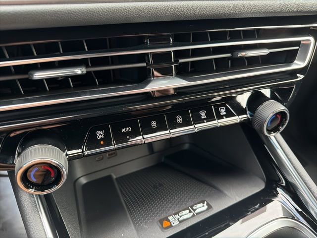 New 2026 Chevrolet Traverse LT image 17