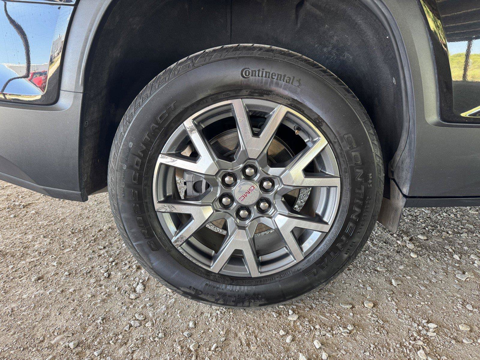 Used 2023 GMC Acadia SLT FWD image 51