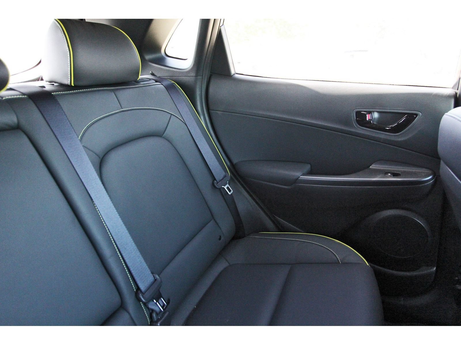 Used 2018 Hyundai Kona Ultimate FWD image 13
