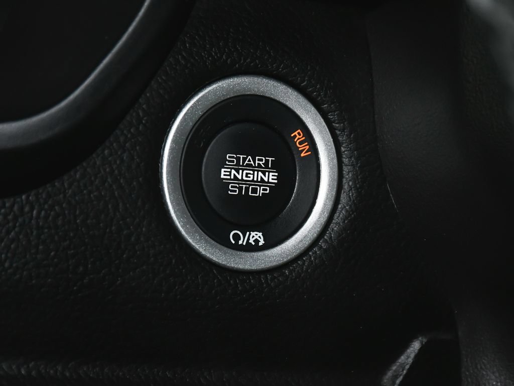 Used 2026 RAM 1500 Laramie AWD/4WD image 25