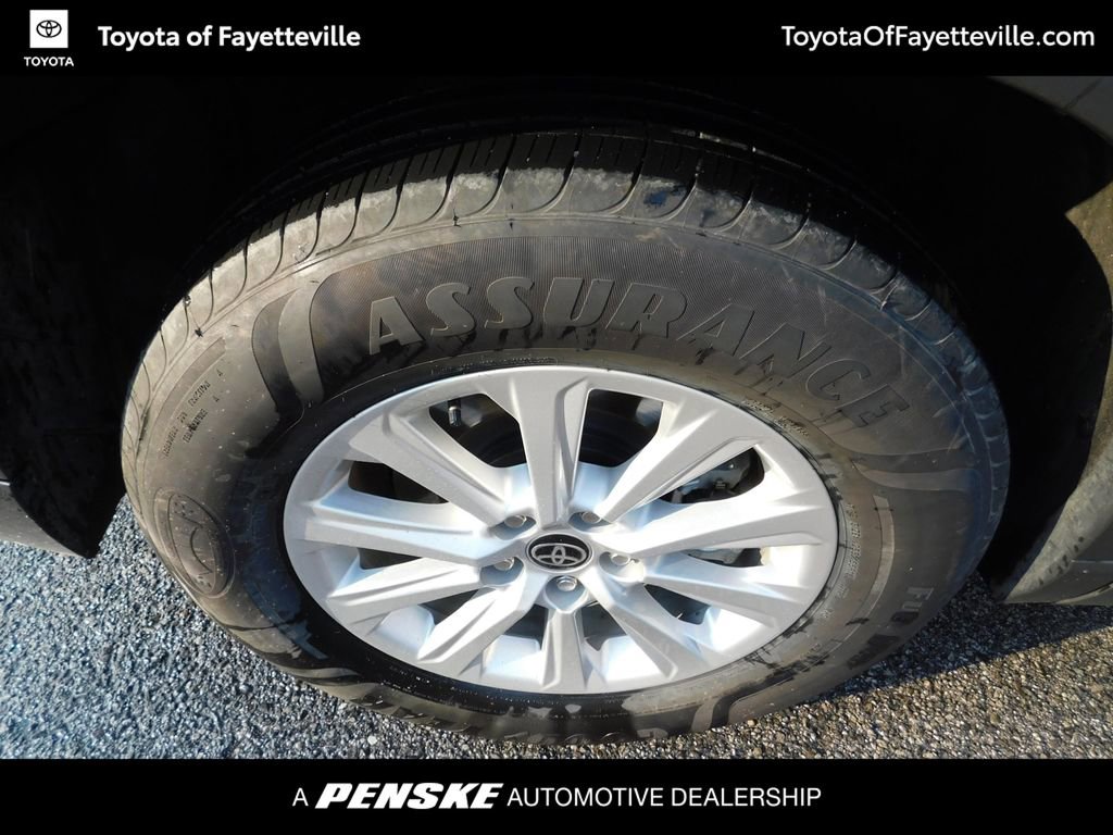 Used 2025 Toyota Grand Highlander FWD image 8