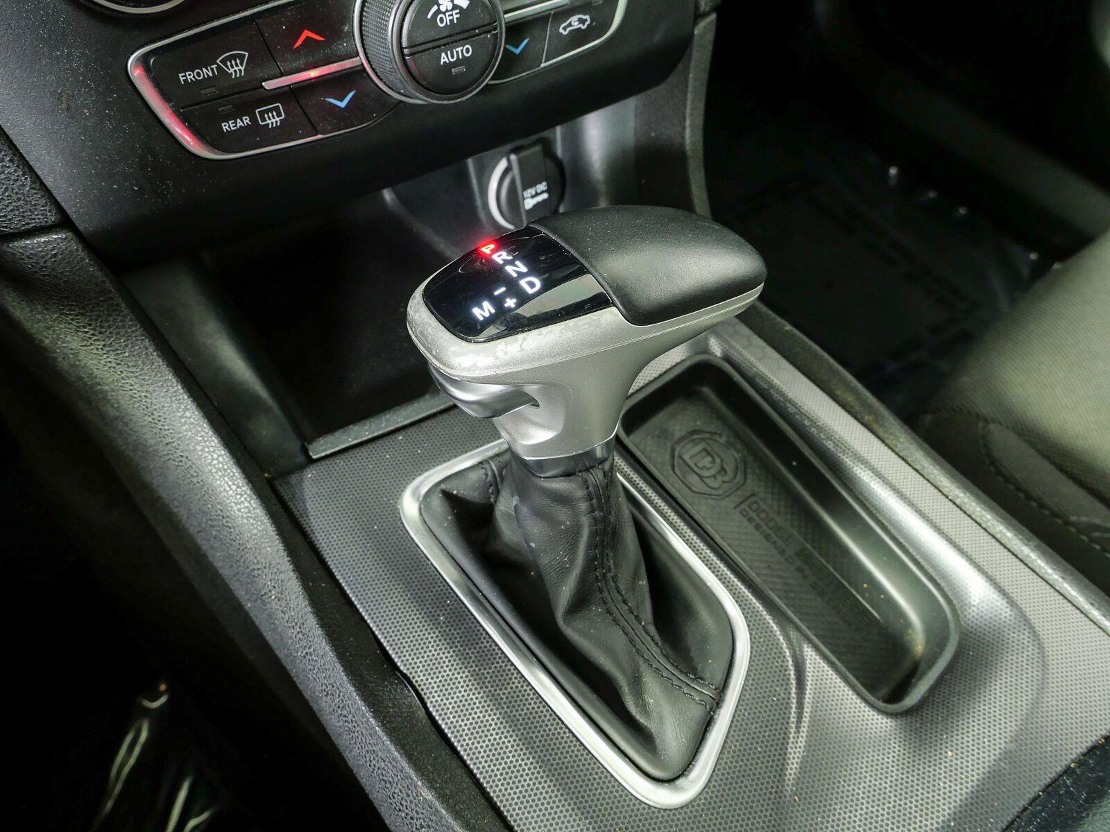 Used 2018 Dodge Charger R/T RWD image 16