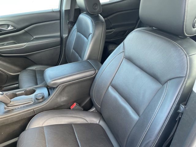 Used 2018 GMC Acadia SLT image 3