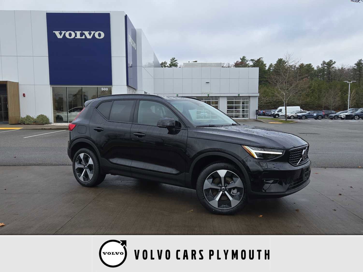 New 2026 Volvo XC40 B5 Plus w/ Protection Package Premier
