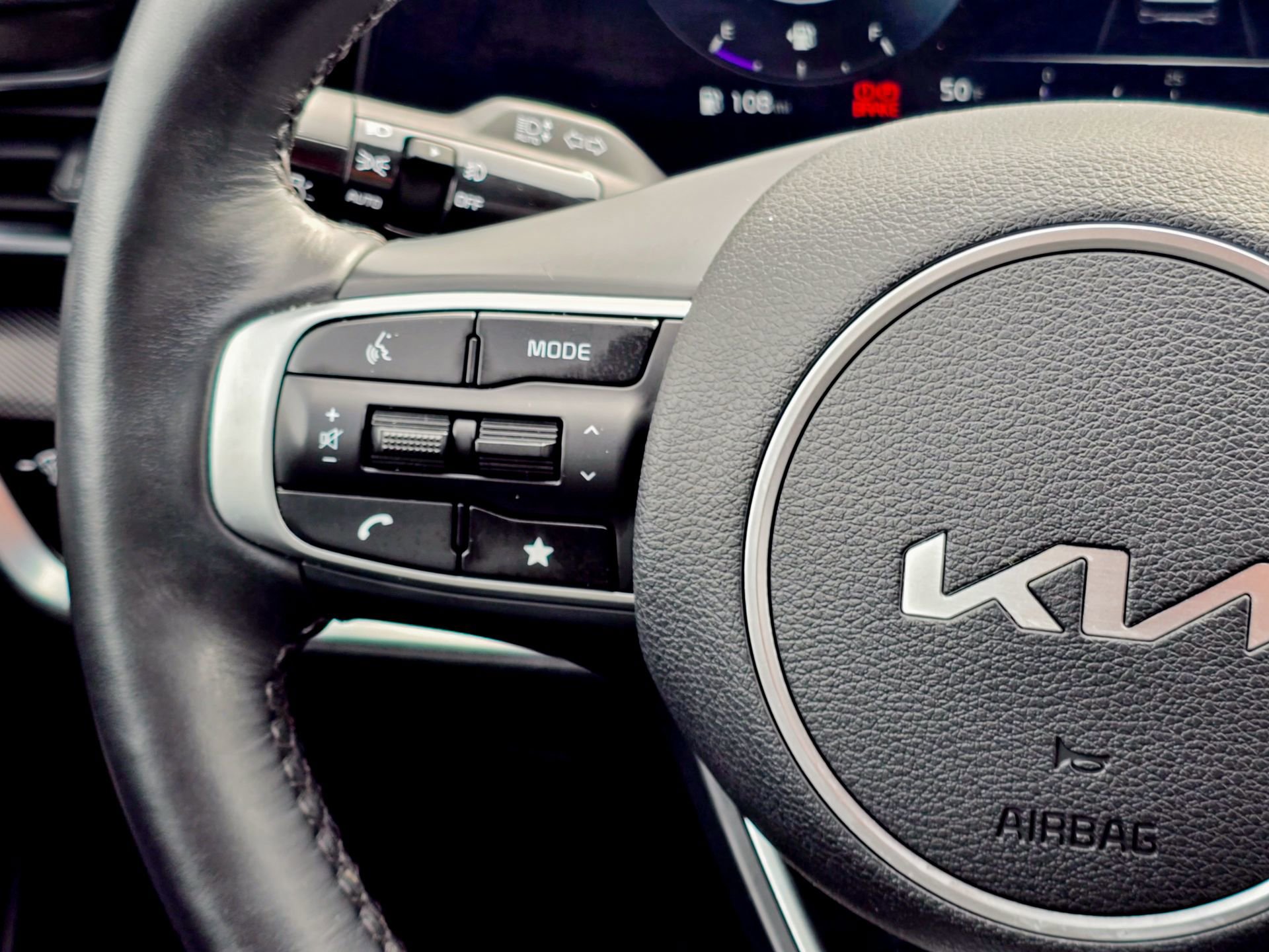 Used 2024 Kia Sportage SX image 34