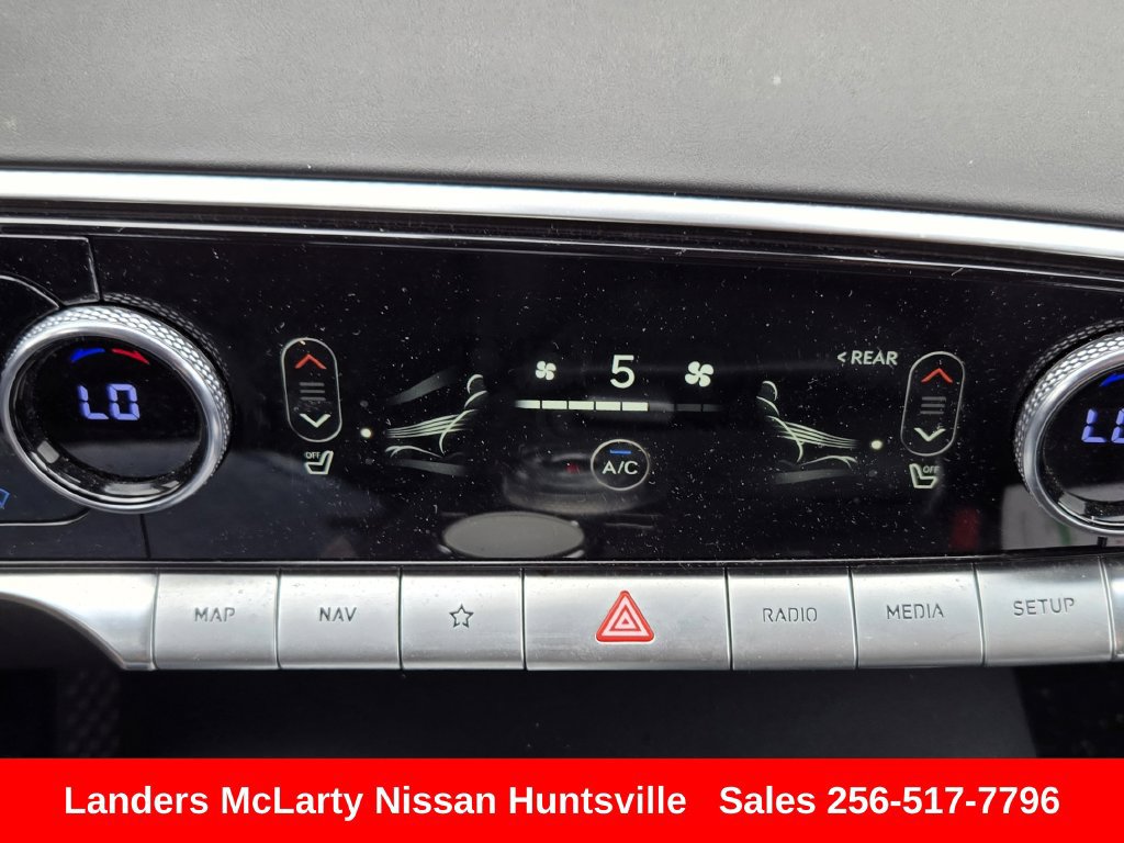 Used 2025 Genesis GV70 2.5T AWD/4WD image 20