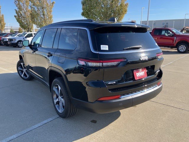 New 2025 Jeep Grand Cherokee L Limited w/ Trailer Tow Package image 8