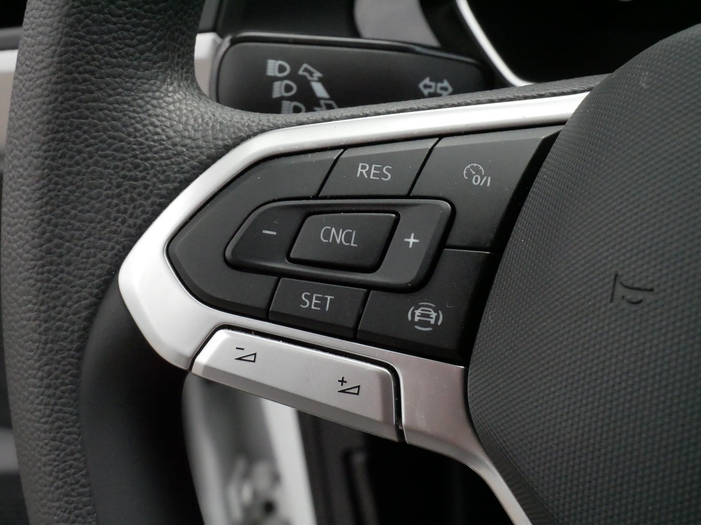 Certified 2023 Volkswagen Jetta S FWD image 25