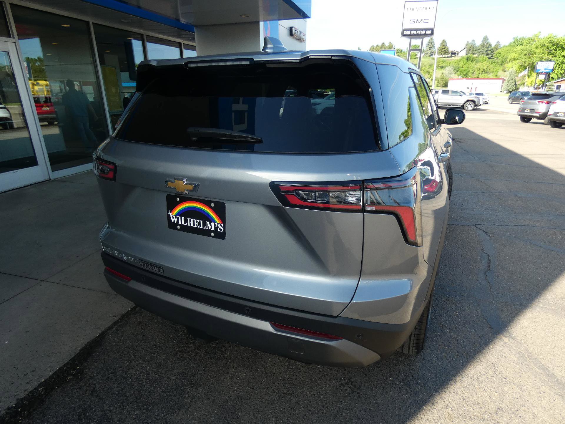 Used 2026 Chevrolet Equinox LT w/ Convenience Package II AWD/4WD image 3