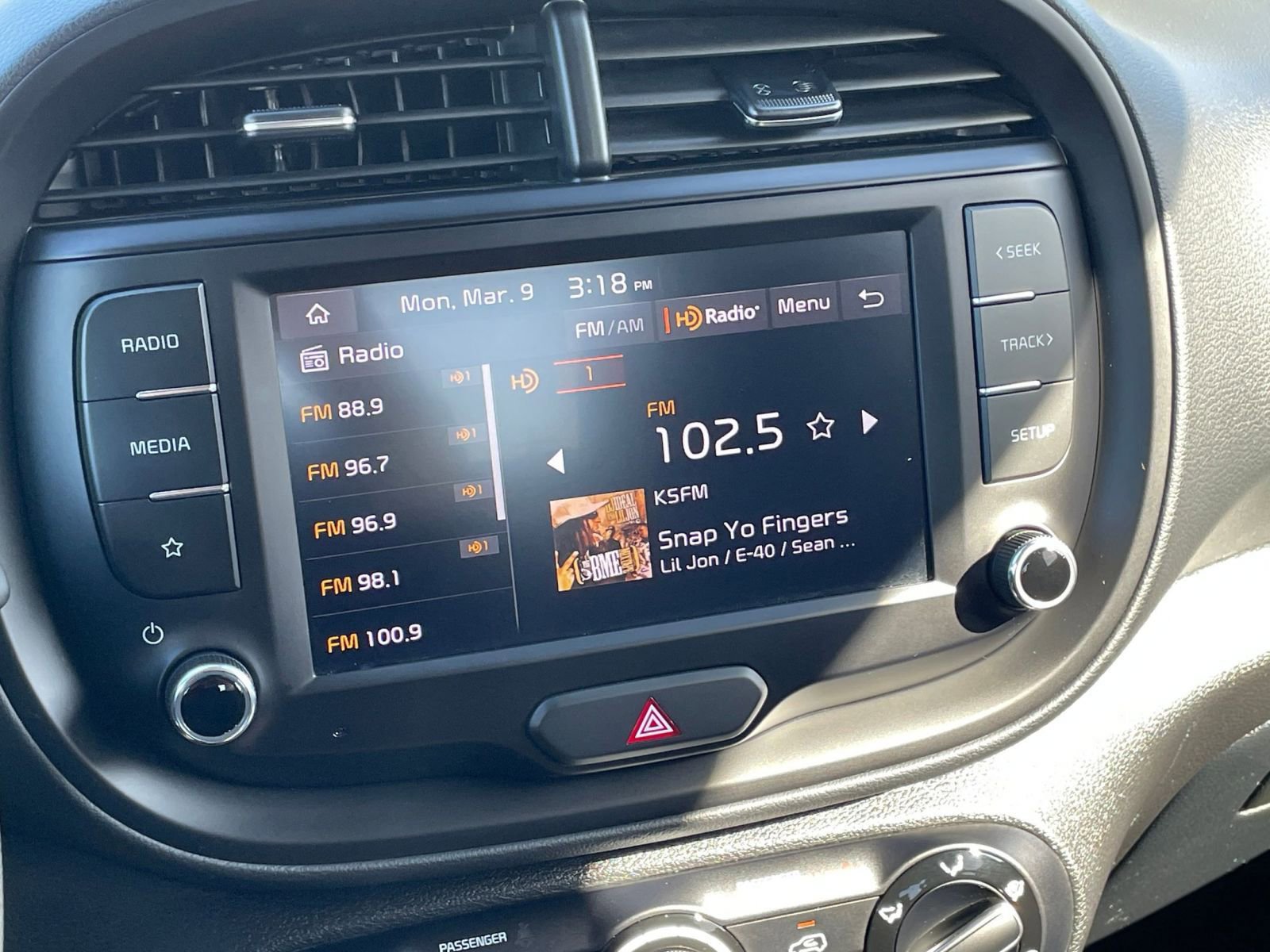 Used 2025 Kia Soul LX w/ LX Technology Package image 20