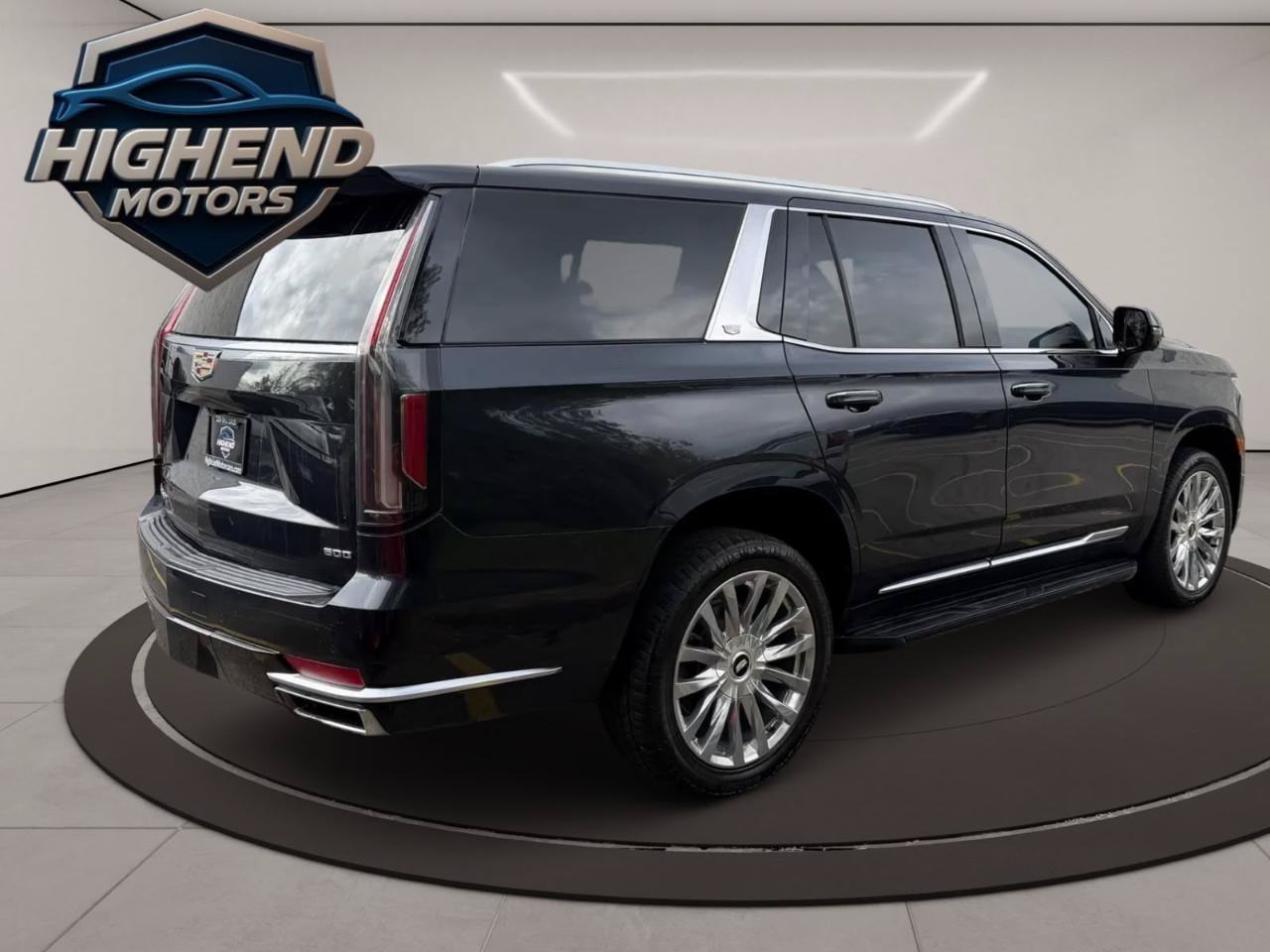 Used 2023 Cadillac Escalade Premium Luxury AWD/4WD image 5