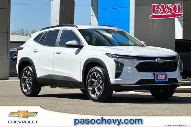 New 2026 Chevrolet Trax LT w/ Driver Confidence Package image 1