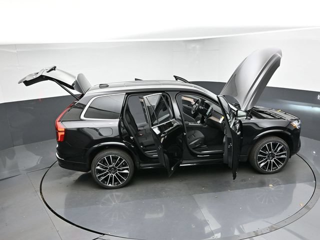 New 2026 Volvo XC90 B6 Plus w/ Protection Package Premier AWD/4WD image 50