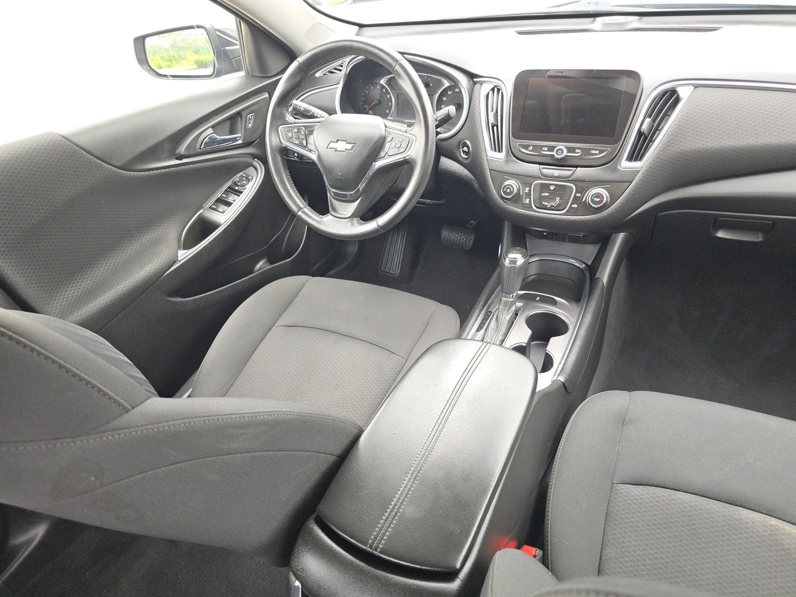 Used 2016 Chevrolet Malibu LT FWD image 26