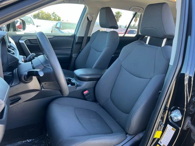 Used 2019 Toyota RAV4 LE w/ All Weather Liner Package image 15