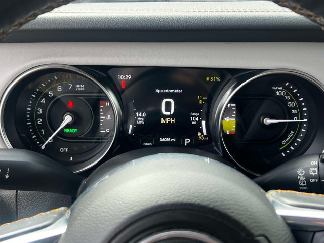 Used 2022 Jeep Wrangler Unlimited Sahara AWD/4WD image 26