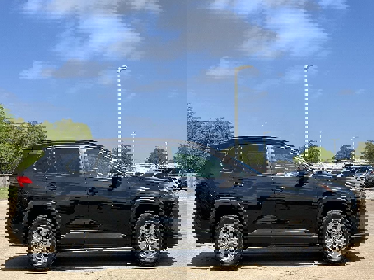 Used 2024 Toyota RAV4 XLE image 3