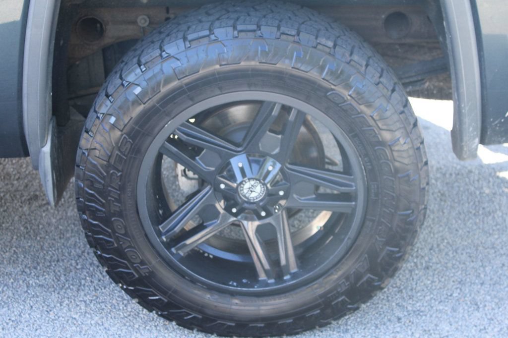 Used 2017 GMC Sierra 1500 SLT AWD/4WD image 35