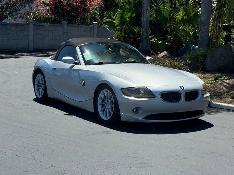 Used 2003 BMW Z4 2.5i image 5