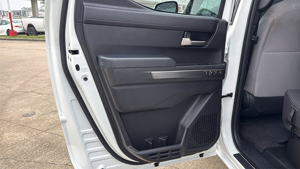 Used 2025 Toyota Tacoma TRD Sport image 16