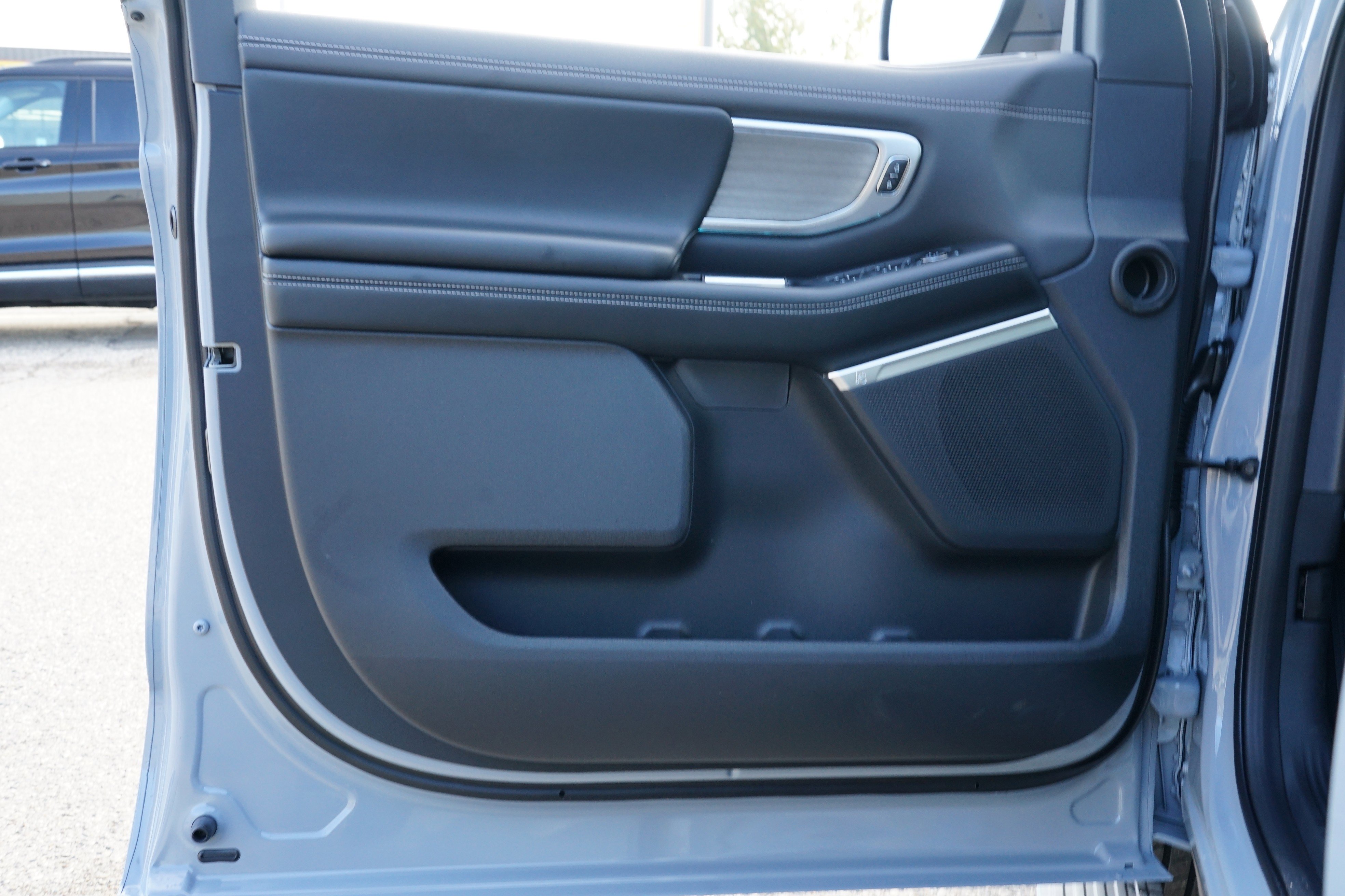 New 2025 Ford Expedition Max Platinum image 14