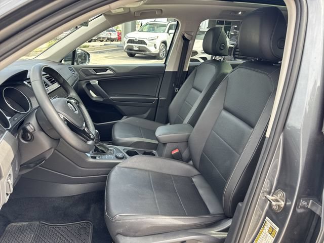 Used 2020 Volkswagen Tiguan SE w/ Panoramic Sunroof Package AWD/4WD image 20