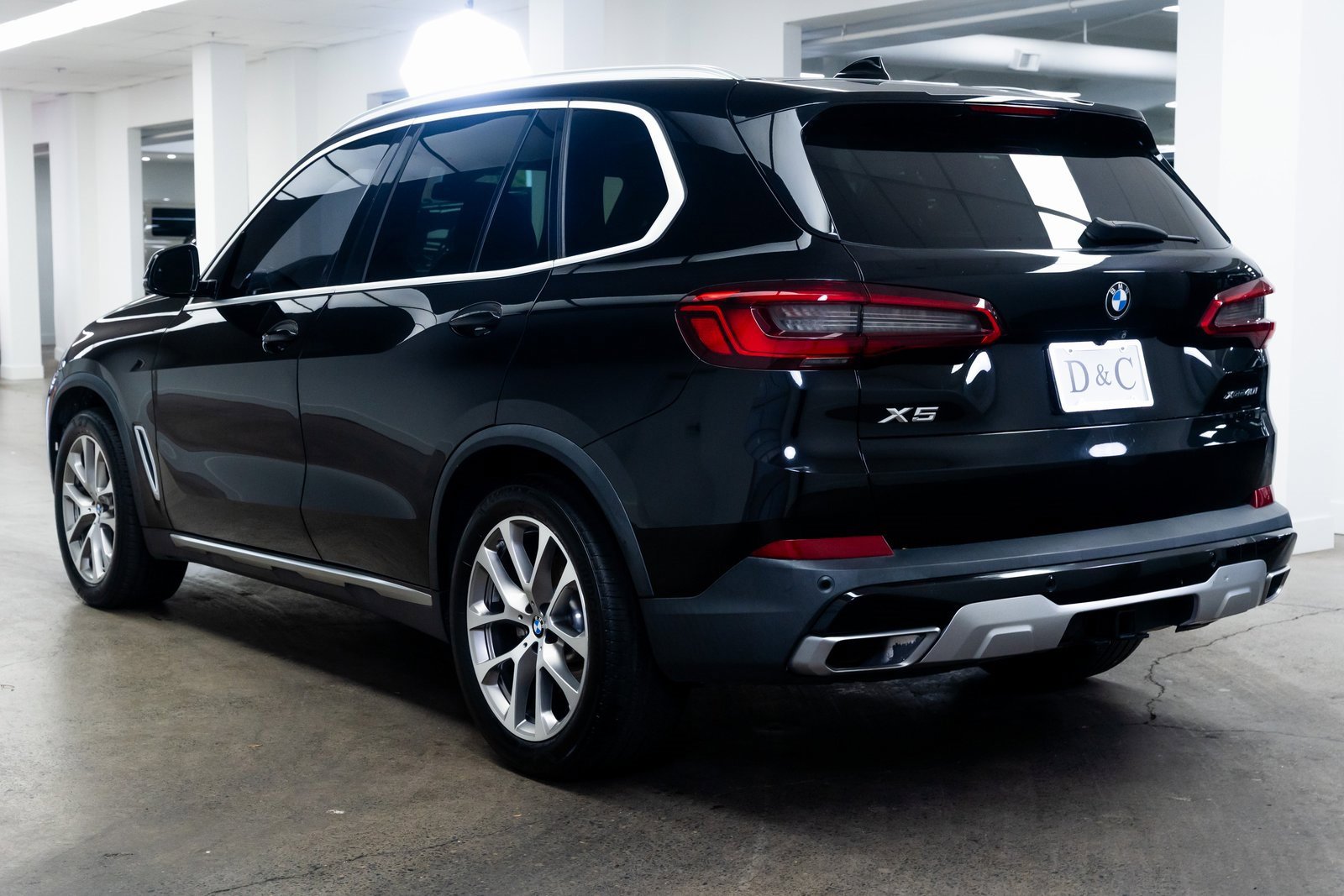 Used 2019 BMW X5 xDrive40i w/ Convenience Package image 4