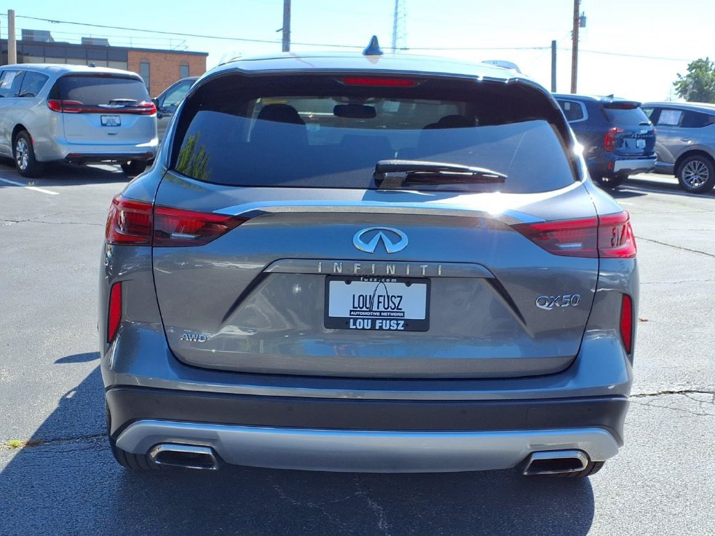 Used 2021 INFINITI QX50 Luxe AWD/4WD image 21