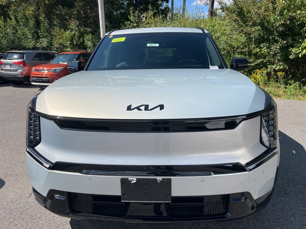 New 2026 Kia EV9 Land w/ Nightfall Edition Package image 5