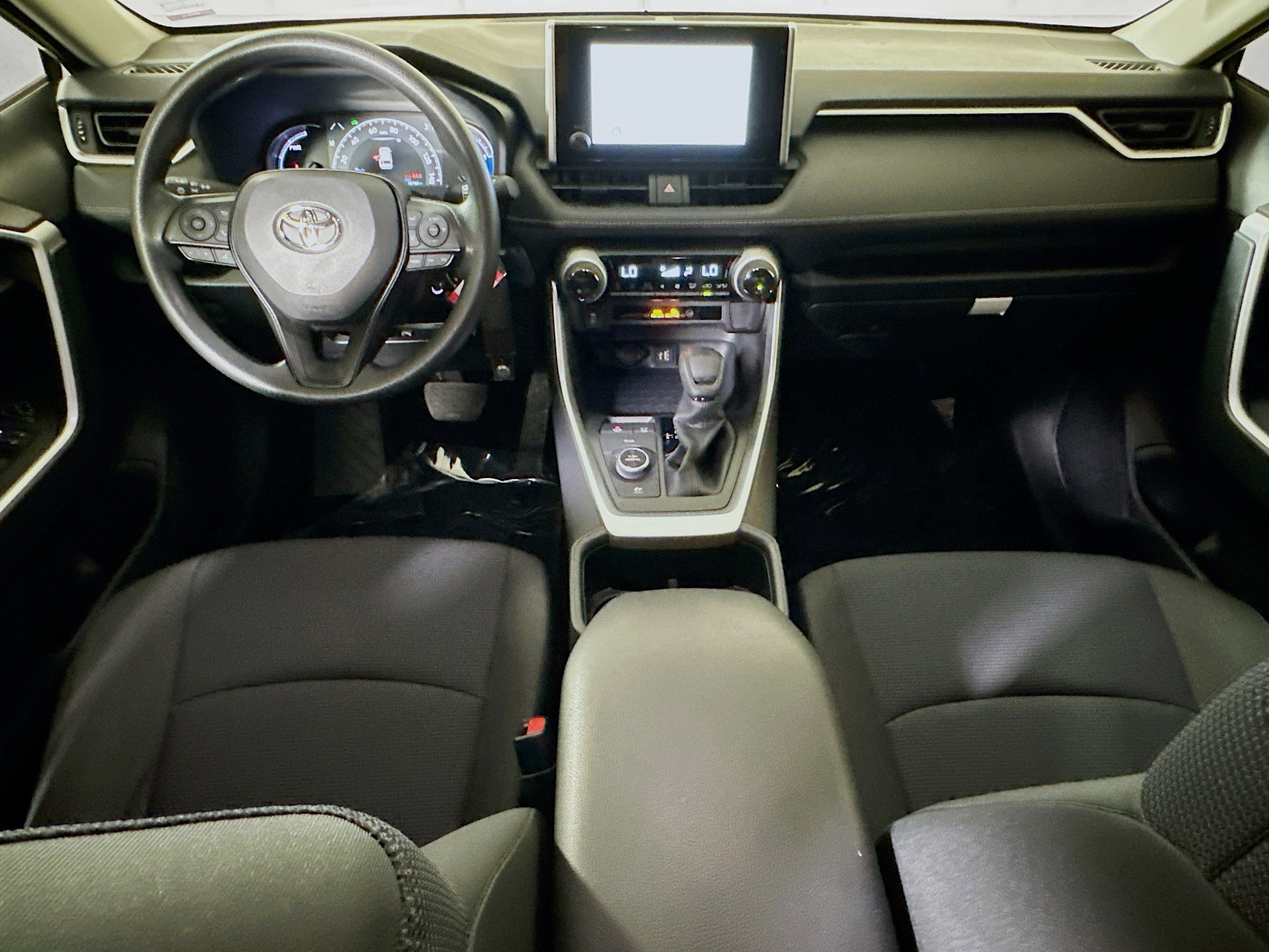 Used 2025 Toyota RAV4 LE image 26