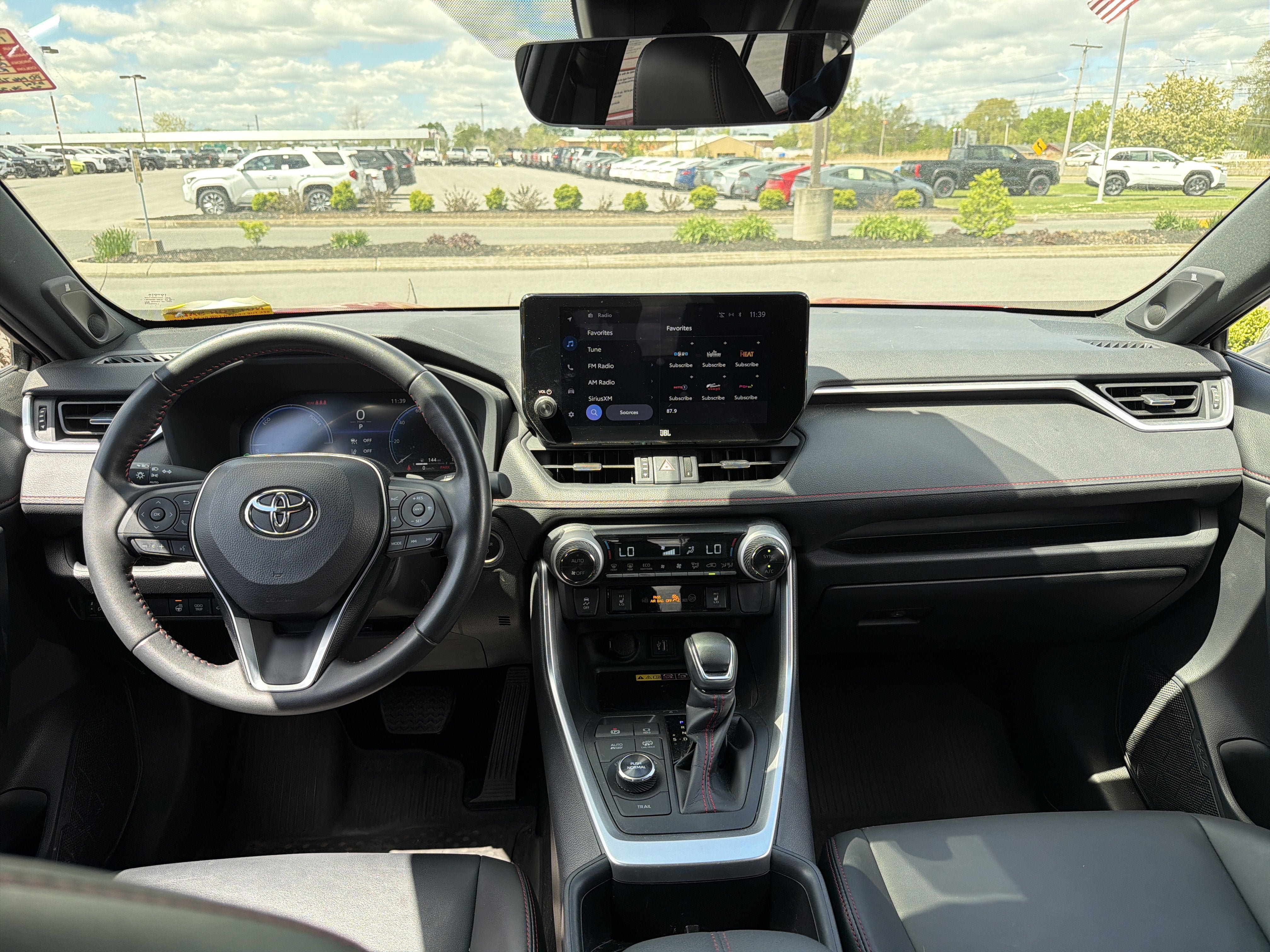 Used 2023 Toyota RAV4 XSE w/ Weather Package AWD/4WD image 12