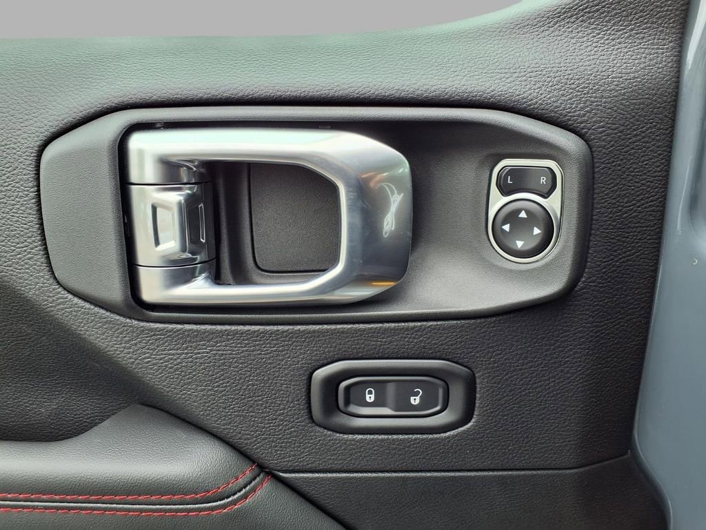 New 2026 Jeep Gladiator Mojave AWD/4WD image 19