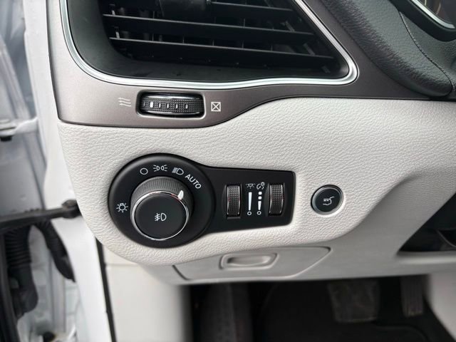 Used 2022 Jeep Cherokee Latitude Lux image 25